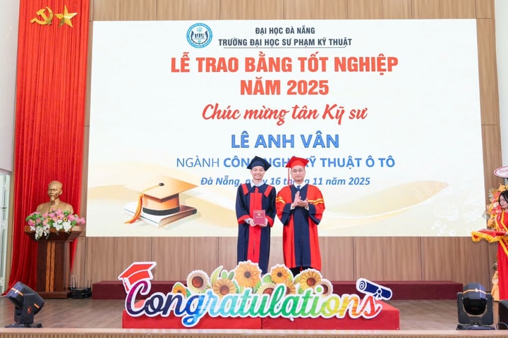Đà Nẵng Nam sinh với hành trình chinh phục tấm bằng tốt nghiệp xuất sắc sớm 1,5 năm