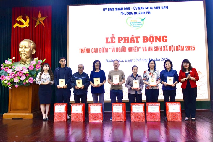 Giảm nghèo bền vững - trọng tâm nâng cao đời sống nhân dân phường Hoàn Kiếm