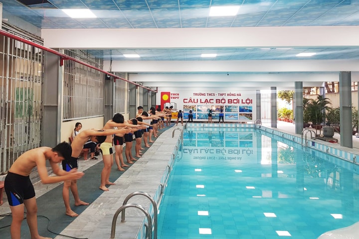 Từ tháng 1-2026, học sinh TP Hồ Chí Minh hạn chế dùng điện thoại vào giờ ra chơi