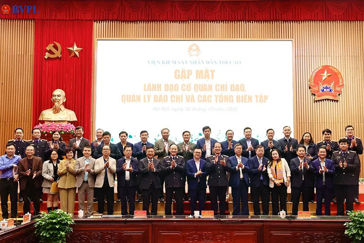 VKSND tối cao gặp mặt lãnh đạo các cơ quan chỉ đạo, quản lý báo chí và các Tổng Biên tập