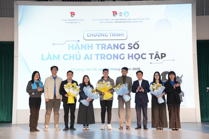 Trường THPT Đỗ Mười - Hà Nội Học sinh hào hứng tiếp cận "chìa khóa" làm chủ AI trong học tập