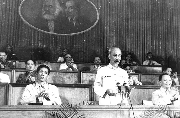 Đại hội đại biểu toàn quốc lần thứ III: Xây dựng thắng lợi chủ nghĩa xã hội và đấu tranh thống nhất nước nhà