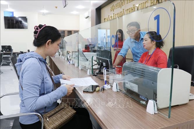 Bộ Nội vụ hướng dẫn xếp lương đối với người được tuyển dụng vào công chức