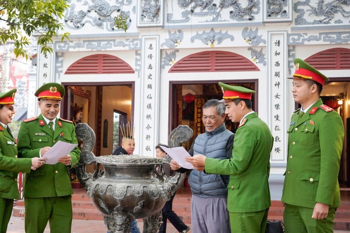 Tăng cường các giải pháp đảm bảo an toàn PCCC tại nơi thờ tự dịp Tết cổ truyền
