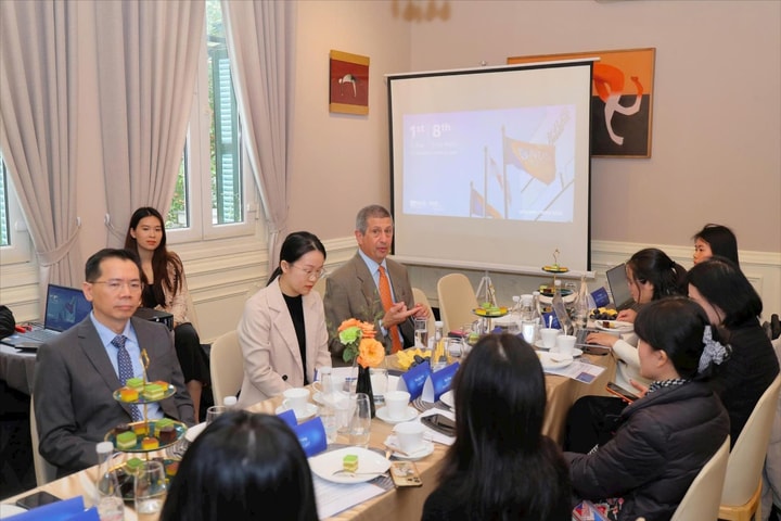 Mở thêm lựa chọn học tập quốc tế cho sinh viên Việt Nam