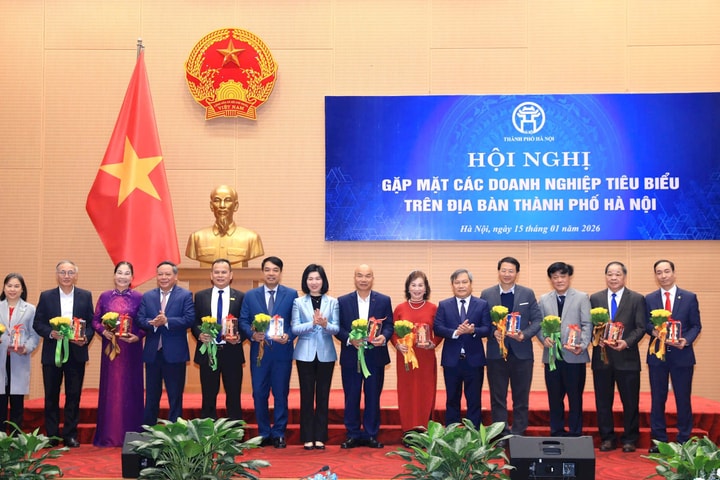Hà Nội tôn vinh doanh nghiệp có nhiều đóng góp với thành phố