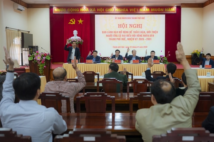Giới thiệu nhân sự ứng cử đại biểu HĐND thành phố Huế