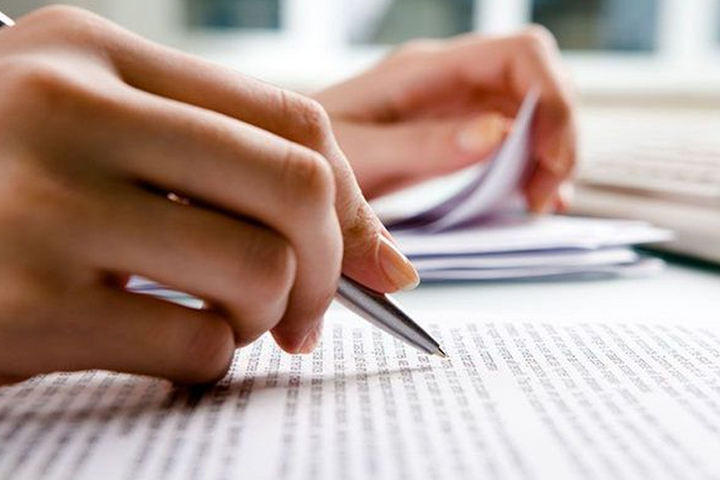 Đẩy nhanh tiến độ xây dựng, ban hành văn bản quy định chi tiết luật, pháp lệnh, nghị quyết