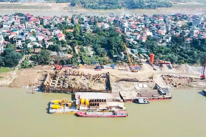 Khí thế mùa xuân trên các công trình giao thông trọng điểm