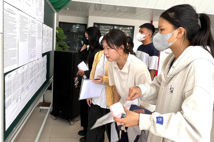 Thí sinh có đề tham khảo kỳ thi Đánh giá năng lực