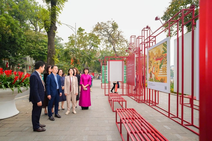 Vietcombank phối hợp với UBND phường Hoàn Kiếm tổ chức Triển lãm tranh “Mã Đáo” mừng Xuân Bính Ngọ 2026