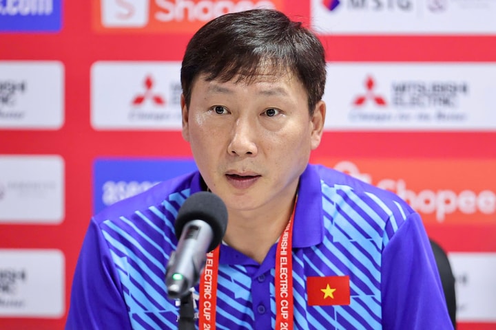 HLV Kim Sang-sik chỉ lý do giúp U23 Việt Nam hạ U23 UAE