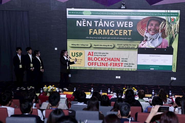 Học sinh Hà Nội giành giải quán quân “Đấu trường khởi nghiệp 2025”