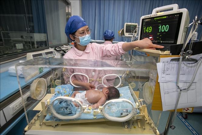 Trung Quốc ghi nhận tỷ lệ sinh thấp nhất lịch sử