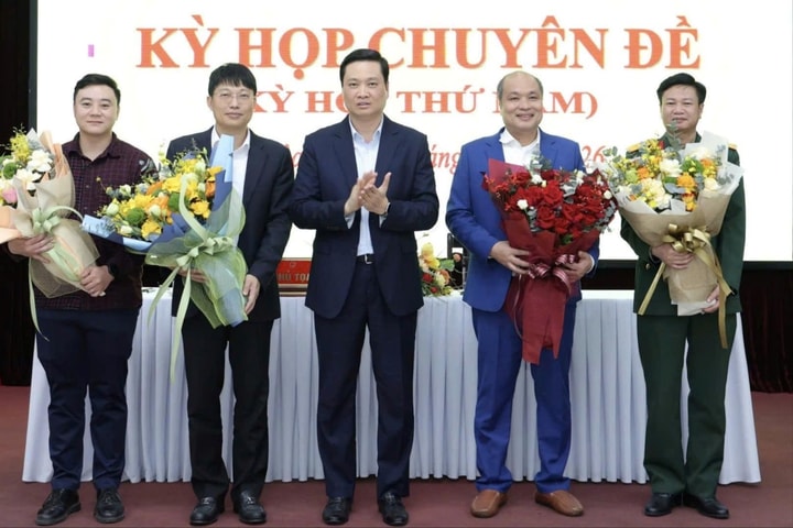 Ông Lê Xuân Thứ được bầu giữ chức Phó Chủ tịch HĐND phường Yên Hòa