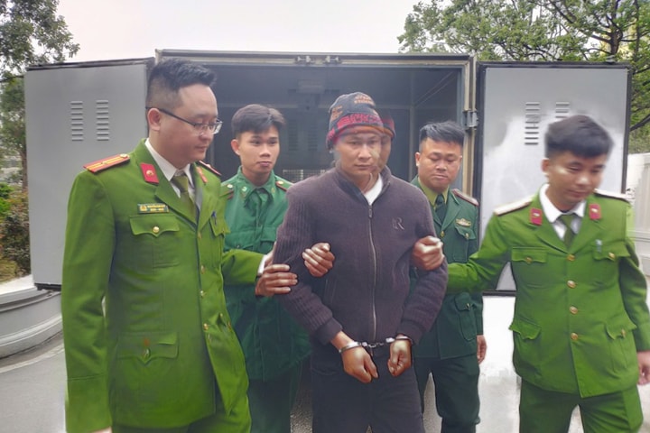 Thanh Hoá: Bắt giữ đối tượng vận chuyển hơn 1 tấn pháo hoa nổ từ Lào về Việt Nam