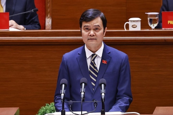 Anh Bùi Quang Huy đắc cử Ủy viên Trung ương Đảng khóa XIV