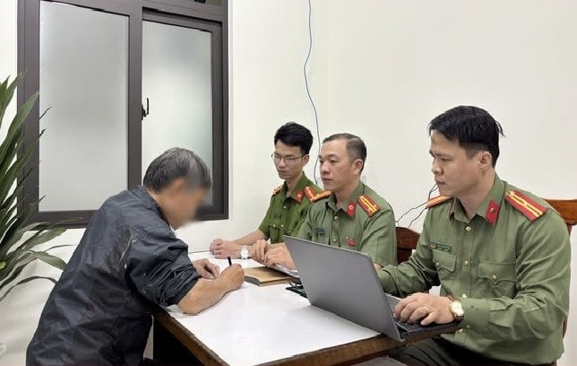 Đà Nẵng Xử lý đối tượng chia sẻ thông tin xuyên tạc trên mạng xã hội
