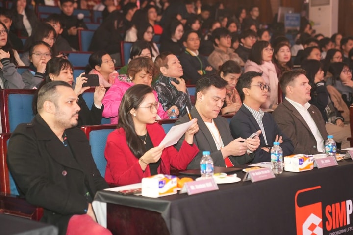 “SIMPACER Speak Up” 2026 Người trẻ Hà Nội lan tỏa giá trị Việt bằng ngôn ngữ Anh