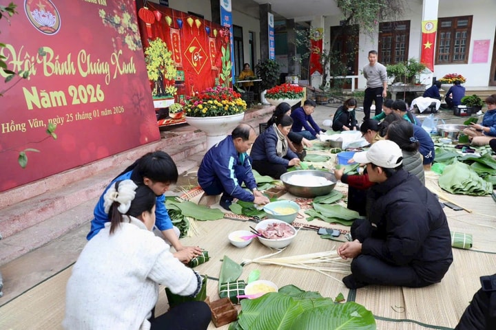 Ấm áp chương trình “Tết nhân ái - xuân yêu thương” tại xã Hồng Vân