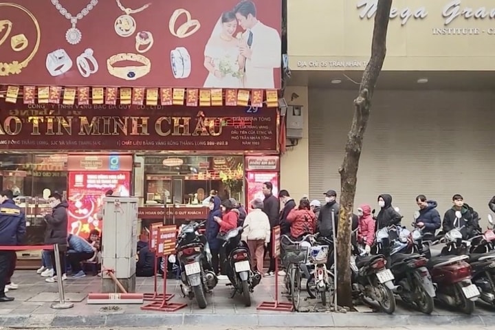 Giá vàng tăng vọt: Ngân hàng Nhà nước lý giải nguyên nhân, công an cảnh báo lừa đảo