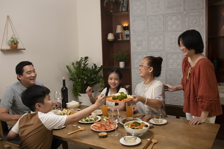 “Lịch Tết hôm nay” và góc nhìn mới: Tết không nằm ở ngày tháng, mà ở phút giây bên nhau
