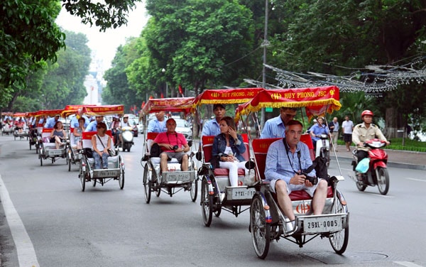Hà Nội: Bồi dưỡng nghiệp vụ cho người điều khiển xe xích lô du lịch