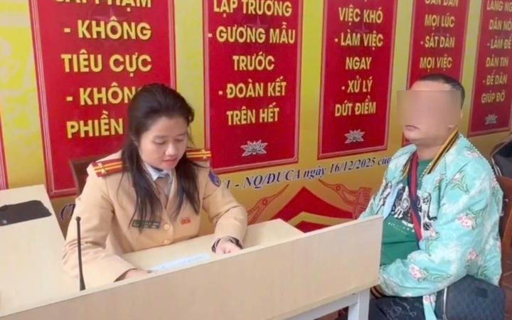 Hà Nội: Xử phạt tài xế điều khiển ô tô gắn biển kiểm soát không rõ chữ, số