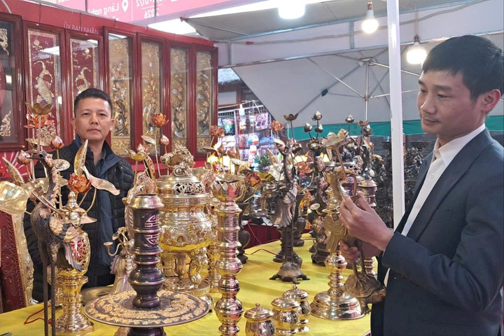 Hà Nội: Kết nối làng nghề, xúc tiến thương mại phục vụ Tết 2026
