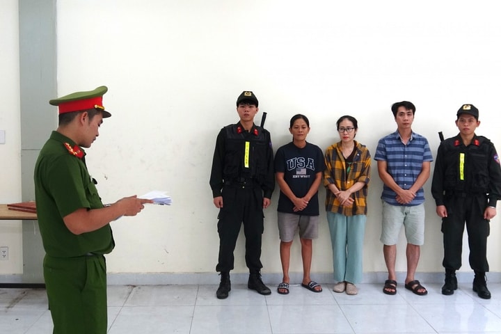 TP.HCM: Triệt phá đường dây sản xuất, mua bán trái phép chất độc “thạch tín” dùng trong nha khoa