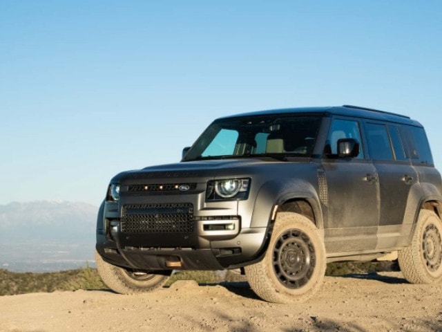 [ĐÁNH GIÁ XE] Defender Octa: Bản tuyên ngôn sức mạnh mới của Land Rover