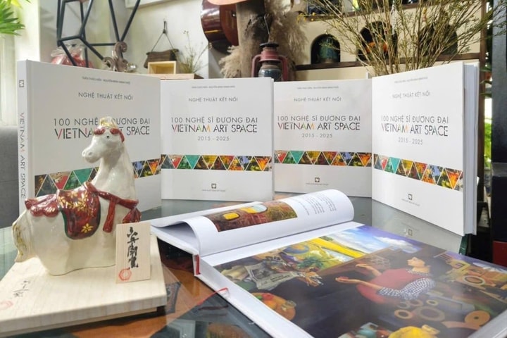 Vietnam Art Space – 10 năm kết nối nghệ thuật Việt trên không gian mạng