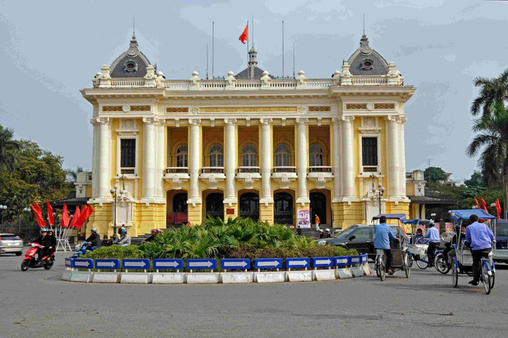 Hà Nội Tạm cấm đường phục vụ Chương trình "Hòa nhạc ánh sáng - Chào năm mới"