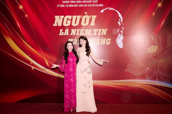 Học trò Mộc An ra album đầu tay, NSƯT Lan Anh dặn: Con đường nghệ thuật còn nhiều chông gai