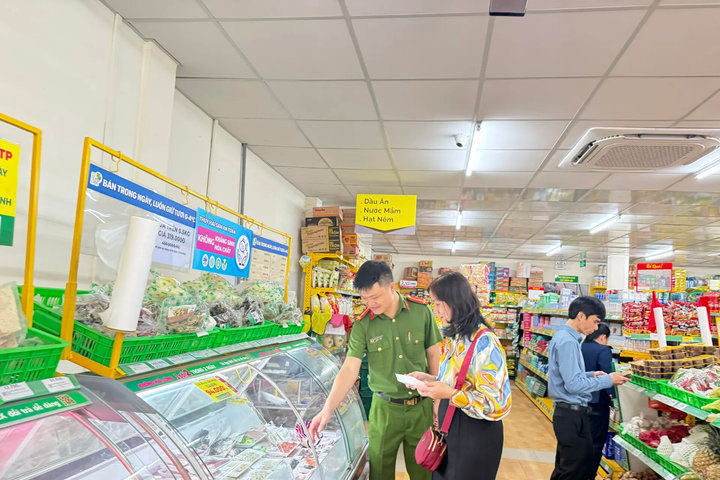 Quảng Ngãi siết chặt an toàn thực phẩm dịp Tết Nguyên đán 2026