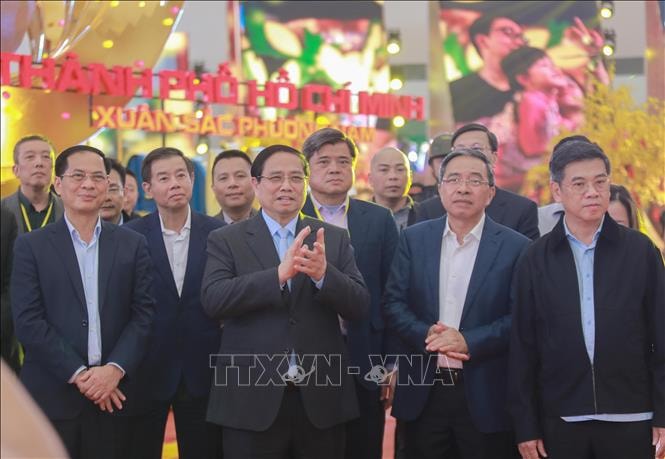 Thủ tướng Phạm Minh Chính dự tổng duyệt Lễ khai mạc Hội chợ Mùa Xuân lần thứ nhất 2026