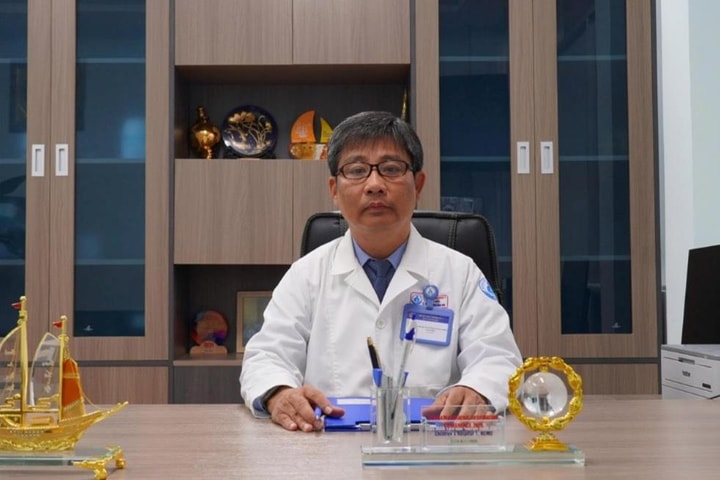 Gắn xây dựng Đảng với chất lượng điều trị nhi khoa