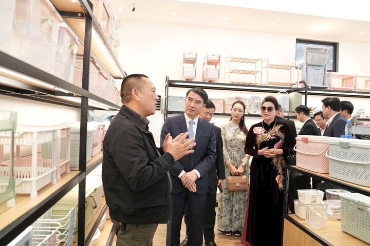 Hà Nội đồng hành với doanh nghiệp trong chuyển đổi xanh