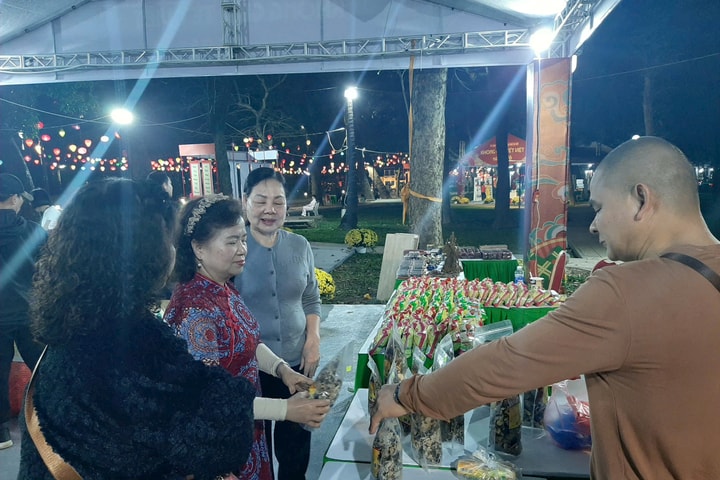 Hơn 60 doanh nghiệp các tỉnh, thành phố tham gia “Không gian Tết Việt 2026”