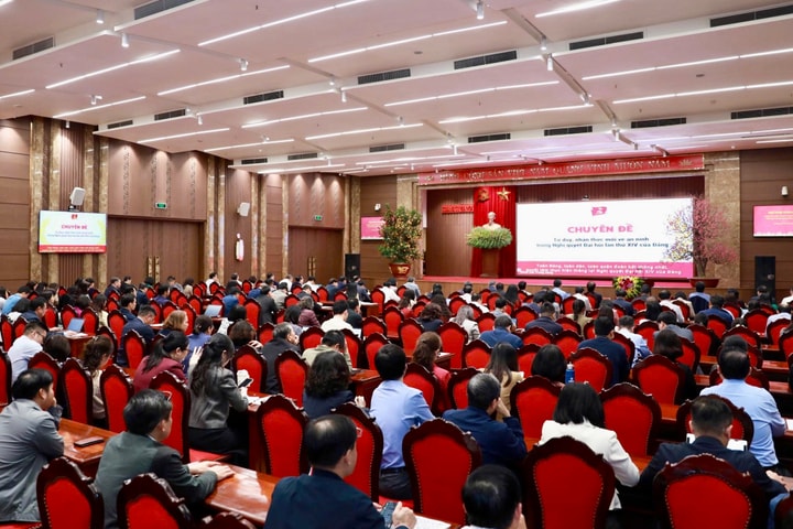 Đảng bộ Thủ đô đưa Nghị quyết Đại hội lần thứ XIV của Đảng vào cuộc sống: Trách nhiệm cao nhất, hiệu quả cao nhất