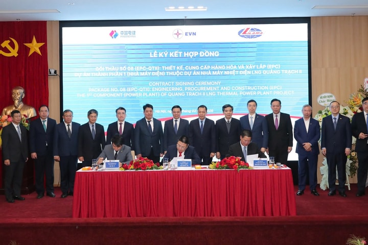 EVN ký hợp đồng EPC dự án Nhà máy Nhiệt điện LNG Quảng Trạch II
