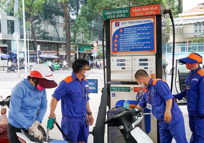 Không để gián đoạn nguồn cung xăng, dầu trong cao điểm Tết Bính Ngọ 2026