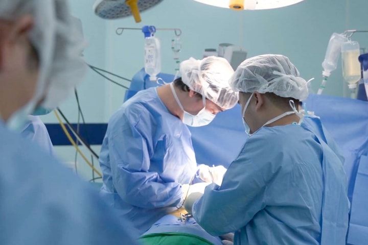 Vinmec phẫu thuật tạo hình hộp sọ thành công cho bệnh nhi 10 tháng tuổi mắc dị tật hiếm gặp