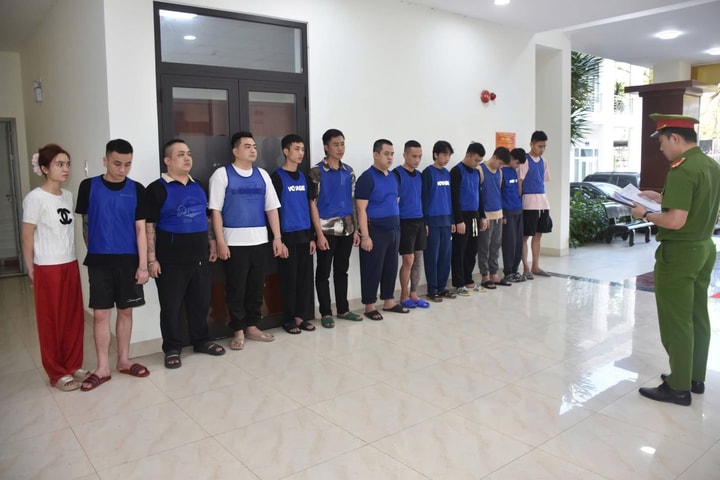 Đà Nẵng: Triệt phá nhóm đối tượng giả nhân viên ngân hàng để lừa đảo hơn 100 tỷ đồng