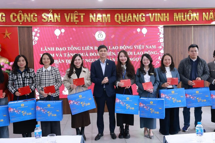 Tấm lòng Công đoàn lan tỏa yêu thương trước thềm năm mới