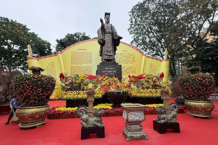 Hà Nội: Mở không gian hoa xuân lớn nhất từ trước tới nay bên Hồ Gươm từ ngày 13-2