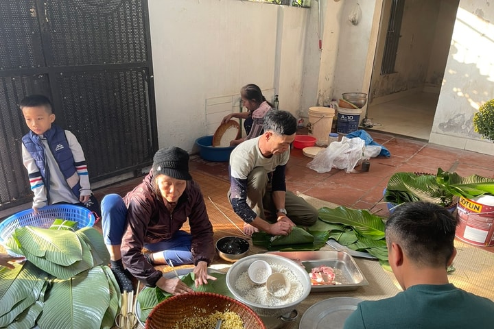 Lo thực phẩm “bẩn”, nhiều gia đình tự tay làm cỗ Tết