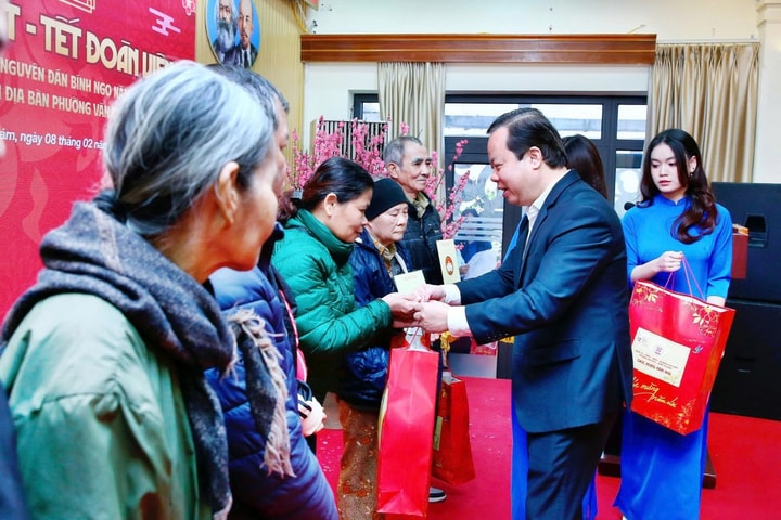 Phường Văn Miếu - Quốc Tử Giám: Nhiều hoạt động ý nghĩa mừng mùa Xuân đầu tiên của “Kỷ nguyên vươn mình”