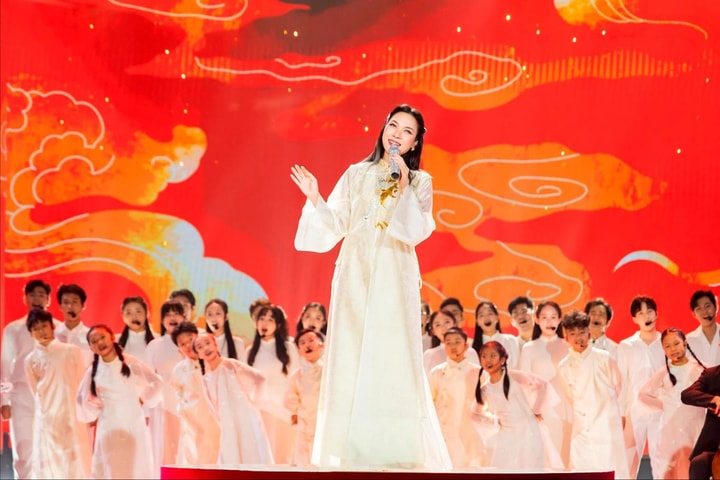 Tối nay (28 tháng Chạp), đại nhạc hội “Hoa xuân ca” tỏa rạng chủ đề “Giang sơn gấm vóc”