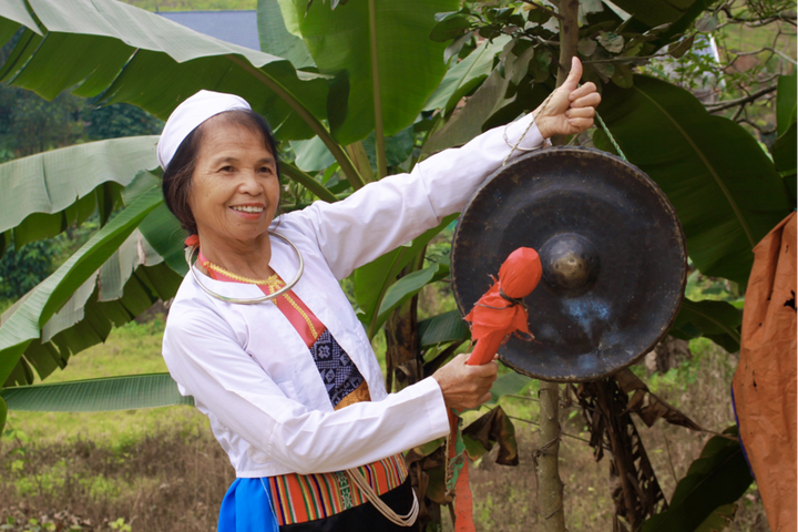 Giữ gìn bản sắc văn hóa dân tộc Mường trong nhịp sống hiện đại